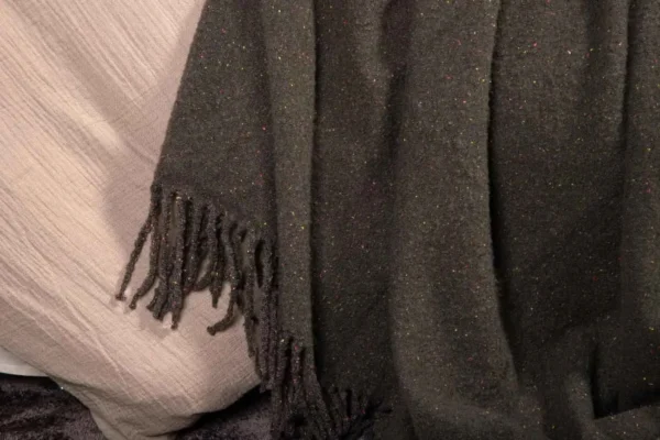 Tilly Pläd - Miljöbild - Bild 4