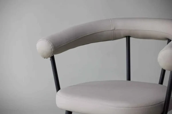 Västerås x Josefin Lustig Stol - Miljöbild - Bild 2