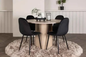 Matgrupp Olivia med 4st matstolar Polar - Produktbild - Överblick