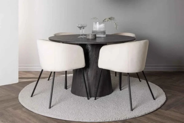 Matgrupp Lanzo med stolarna Berit - Produktbild - Överblick